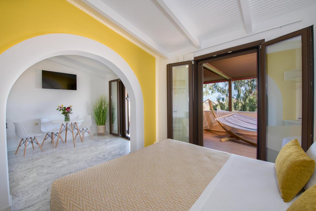 Aretousa Studio Chrissi Akti Chania Exterior foto