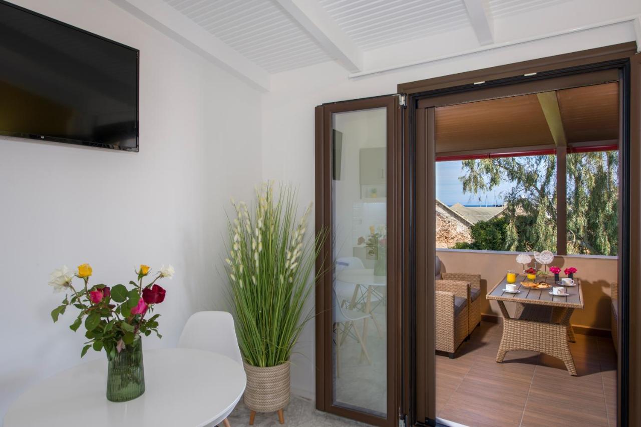 Aretousa Studio Chrissi Akti Chania Exterior foto